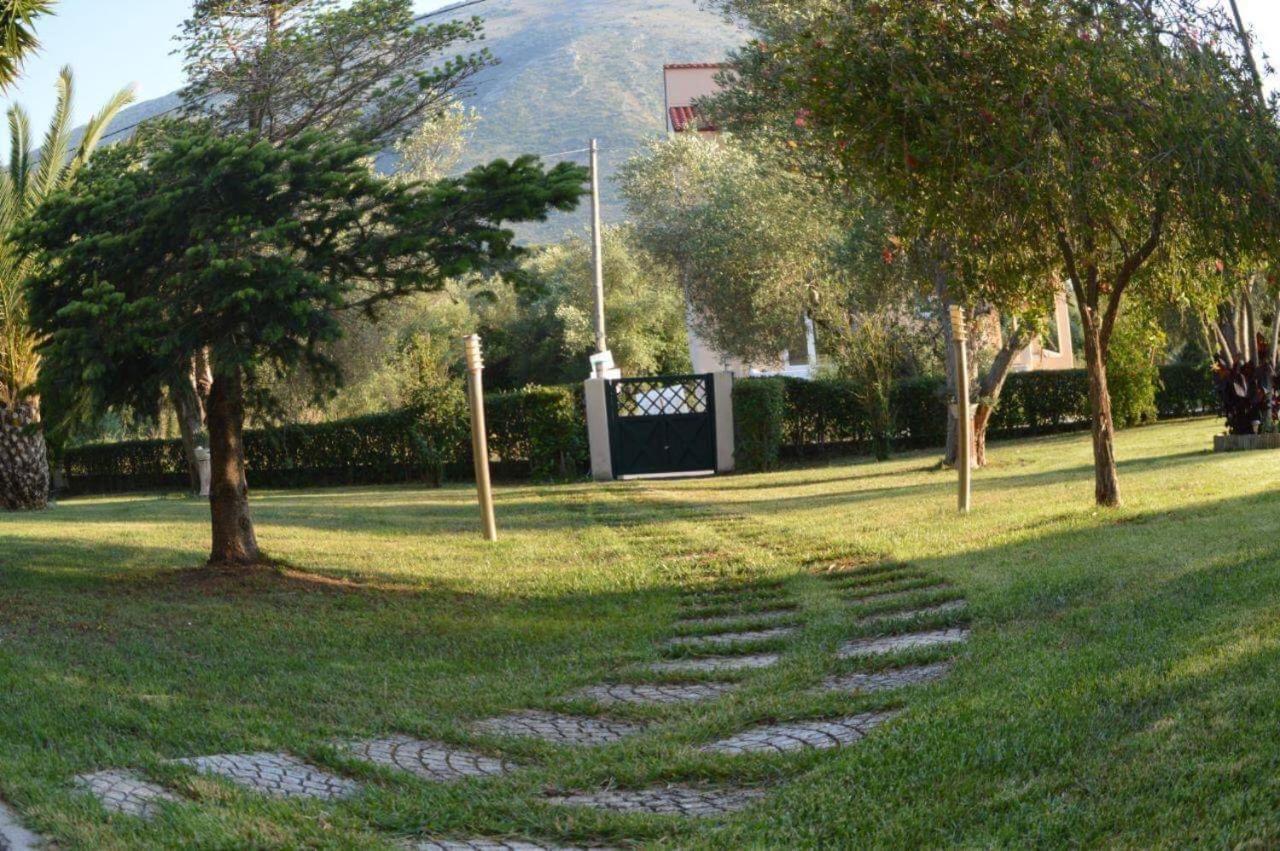 Apartment Sunny Garden Plataria